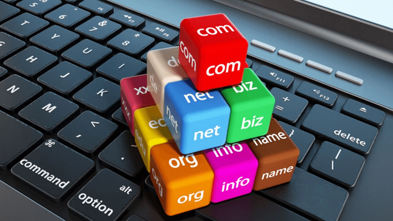 Is the .org domain name best for a blogging site?
